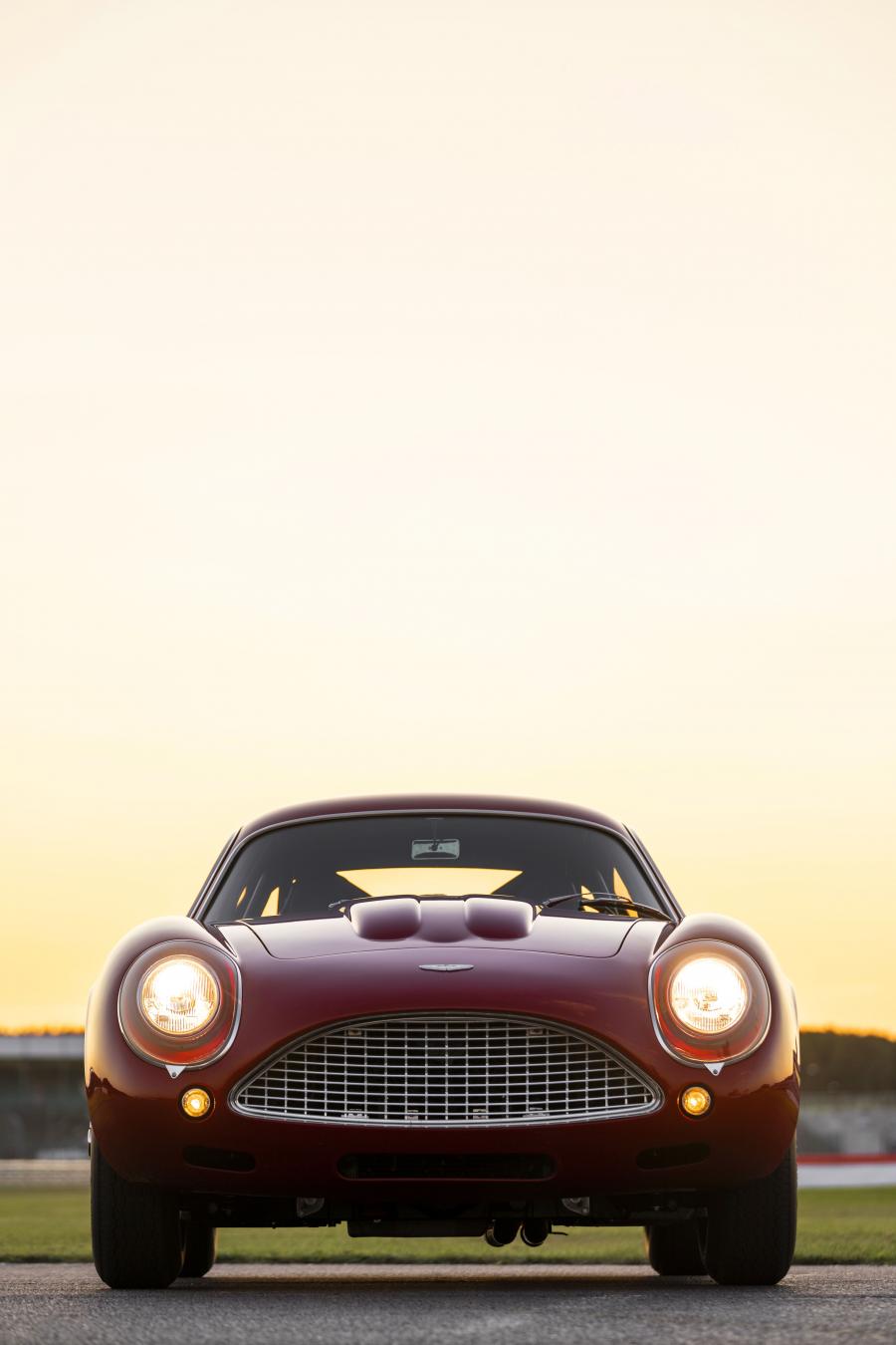  Aston Martin DB4 GTZ Continuation 2019 года  (фото 30 из 39)